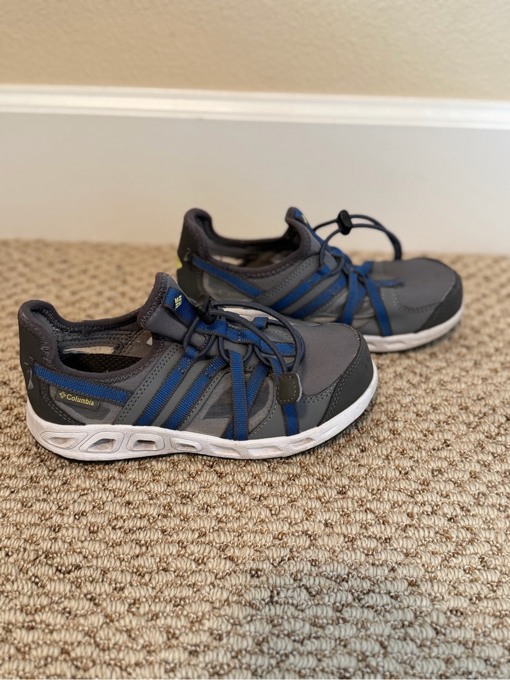Columbia Kids Gray and Blue Slip-On Water Shoes